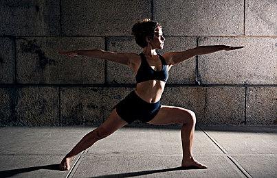 《永恒天空》登陆Steam 末世堡垒生存建设